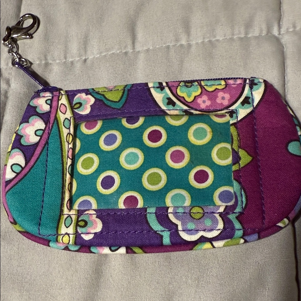 Vera Bradley Vibrant Purple Paisley tote w/matching coin purse. EC - Picture 8 of 12